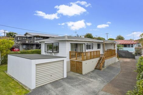 Photo of property in 208 Royal Road, Massey, Auckland, 0614