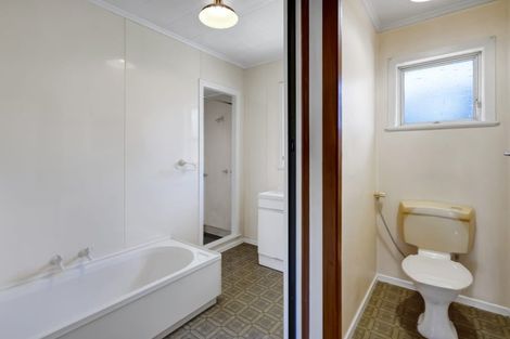 Photo of property in 2/22 Hua Street, Bell Block, New Plymouth, 4312