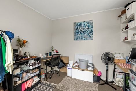 Photo of property in 67a Queen Street, Waitara, 4320