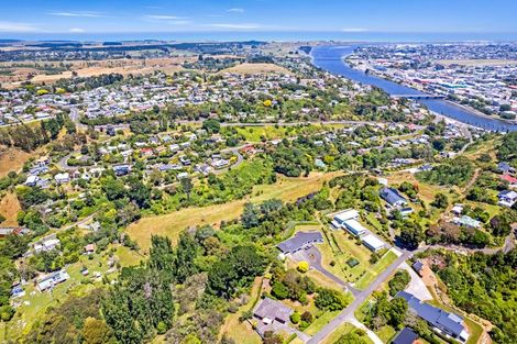 Photo of property in 36 Shakespeare Road, Bastia Hill, Whanganui, 4500