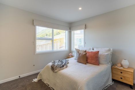 Photo of property in 90 Kotare Street, Waikanae, 5036