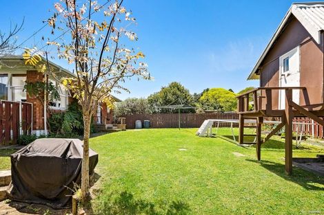 Photo of property in 37 Tampin Road, Hillpark, Auckland, 2102