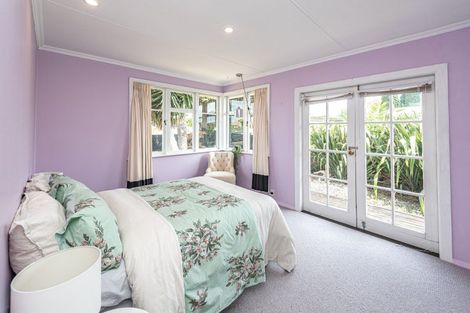 Photo of property in 64 Purnell Street, College Estate, Whanganui, 4500