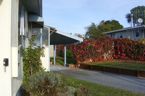 Photo of property in 66 Richmond Avenue, Richmond Heights, Taupo, 3330