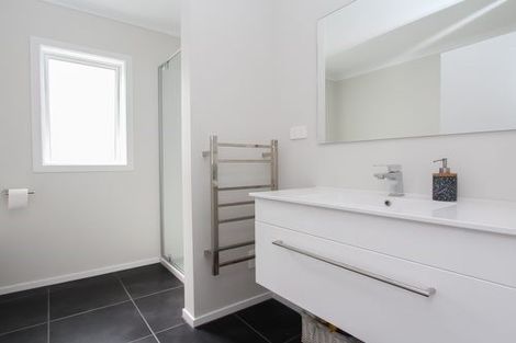 Photo of property in 32 Rebekah Crescent, Flagstaff, Hamilton, 3210