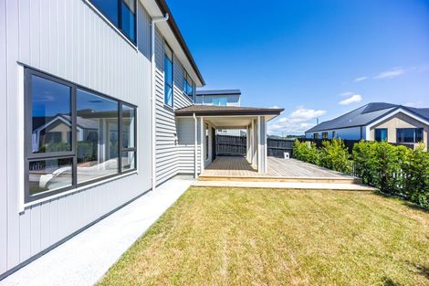 Photo of property in 15 Dulcie Way, Orewa, 0931