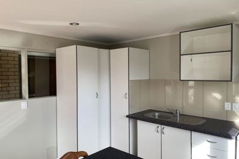 Photo of property in 37 Donegal Park Drive, Flat Bush, Auckland, 2019