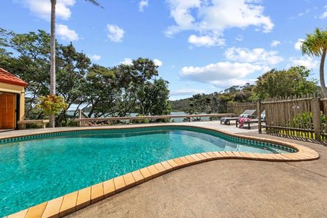 Photo of property in 20 Kingfisher Grove, Greenhithe, Auckland, 0632