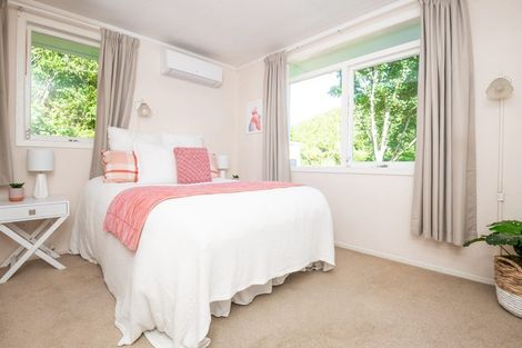 Photo of property in 259 Middleton Road, Glenside, Wellington, 6037