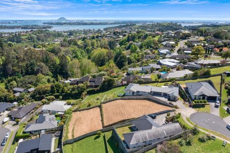 Photo of property in 41 Moira Close, Welcome Bay, Tauranga, 3175