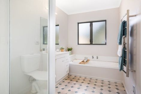 Photo of property in 39a Apple Terrace, Ranui, Porirua, 5024