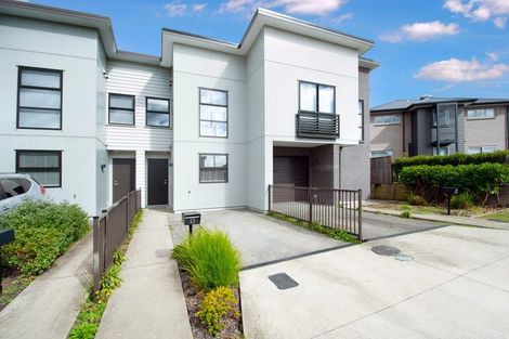 Photo of property in 63 O'meara Street, Swanson, Auckland, 0614