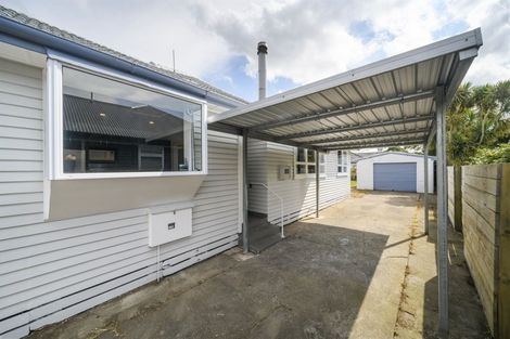 Photo of property in 5 Tilbury Avenue, Hokowhitu, Palmerston North, 4410