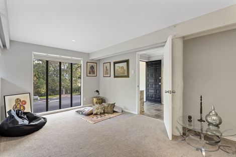 Photo of property in 35 Rosecamp Road, Beach Haven, Auckland, 0626