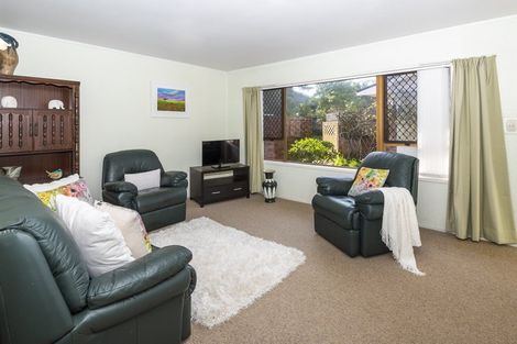 Photo of property in 3/83 Uxbridge Road, Cockle Bay, Auckland, 2014