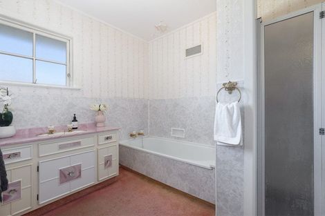 Photo of property in 489 Otumoetai Road, Otumoetai, Tauranga, 3110