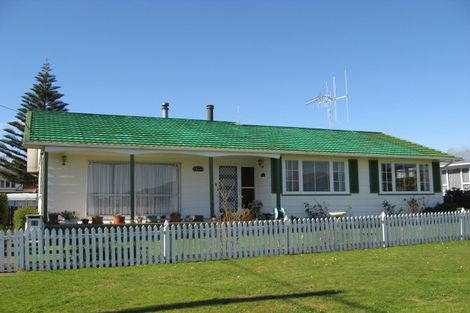 Photo of property in 13 Engles Road, Shannon, 4821