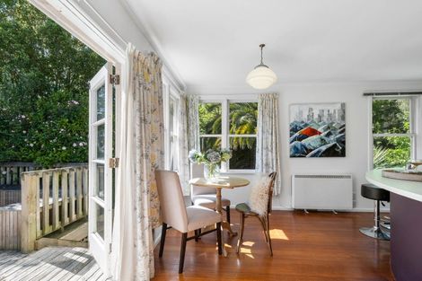 Photo of property in 82 Martindales Road, Heathcote Valley, Christchurch, 8022