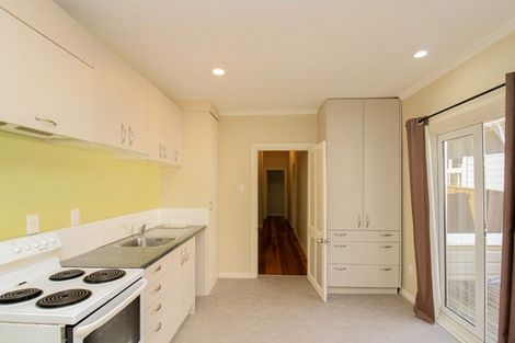 Photo of property in 39 Roy Street, Newtown, Wellington, 6021