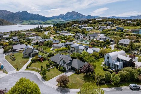 Photo of property in 4 Baker Grove, Wanaka, 9305