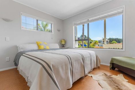 Photo of property in 44 Stratford Drive, Cable Bay, 0420