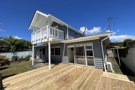 Photo of property in 2/81 Gribblehirst Road, Sandringham, Auckland, 1025