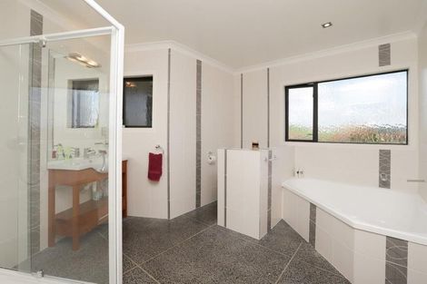 Photo of property in 26 Westvale Lane, Te Kowhai, Hamilton, 3288