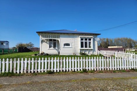 Photo of property in 43 Hastings Street, Ohai, 9635