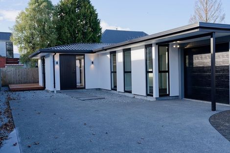 Photo of property in 53a Dunedin Street, Redwood, Christchurch, 8051