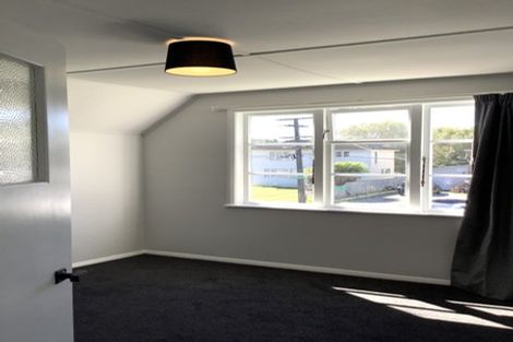 Photo of property in 32 Pearce Crescent, Taita, Lower Hutt, 5011