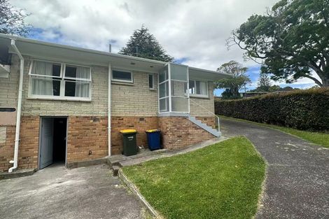 Photo of property in 1/16 Diana Drive, Glenfield, Auckland, 0627