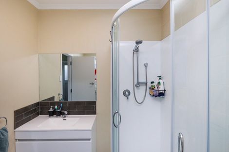 Photo of property in 27 Ada Street, Hokowhitu, Palmerston North, 4410