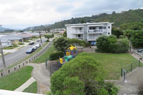 Photo of property in 95 Farmer Crescent, Taita, Lower Hutt, 5011