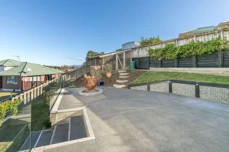 Photo of property in 33 Antrim Place, Nawton, Hamilton, 3200