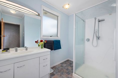 Photo of property in 30 Bay Grove, Pukehangi, Rotorua, 3015