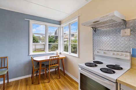 Photo of property in 11 Wharenui Terrace, Roslyn, Palmerston North, 4414