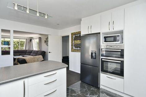 Photo of property in 9 Heathglen Avenue, Parklands, Christchurch, 8083