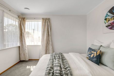 Photo of property in 98 Driver Crescent, Cannons Creek, Porirua, 5024