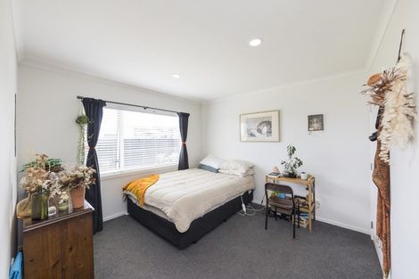 Photo of property in 2 Morocco Terrace, Kelvin Grove, Palmerston North, 4414