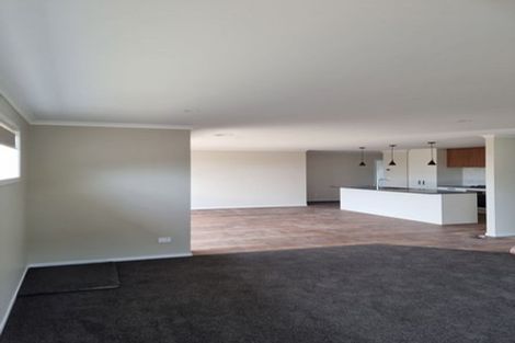 Photo of property in 74 Hokioi Drive, Kenepuru, Porirua, 5022