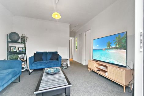 Photo of property in 66 Tarawera Road, Johnsonville, Wellington, 6037