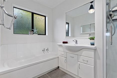 Photo of property in 9 Sefton Street, Ohauiti, Tauranga, 3112