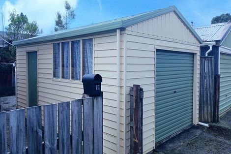 Photo of property in 13 Pakington Street, Westport, 7825