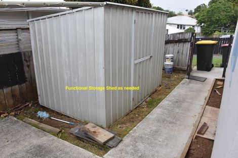 Photo of property in 1/30 Mountain Road, Mangere Bridge, Auckland, 2022