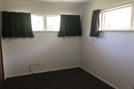 Photo of property in 1/68 Titirangi Road, New Lynn, Auckland, 0600