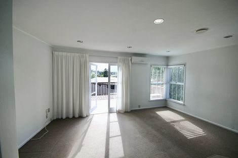 Photo of property in 10 Saffron Street, Birkdale, Auckland, 0626
