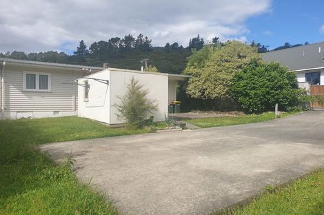 Photo of property in 68 Tawhai Street, Stokes Valley, Lower Hutt, 5019