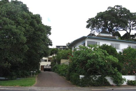 Photo of property in 2/3 Inga Road, Milford, Auckland, 0620
