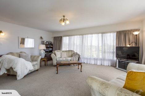 Photo of property in 19 Dowling Place, Pakuranga, Auckland, 2010