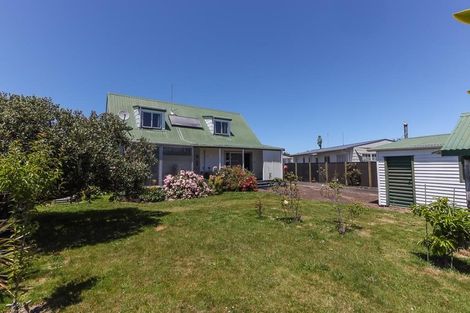 Photo of property in 3 Sequoia Crescent, Owhata, Rotorua, 3010